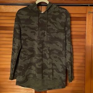 camo sweatshirt